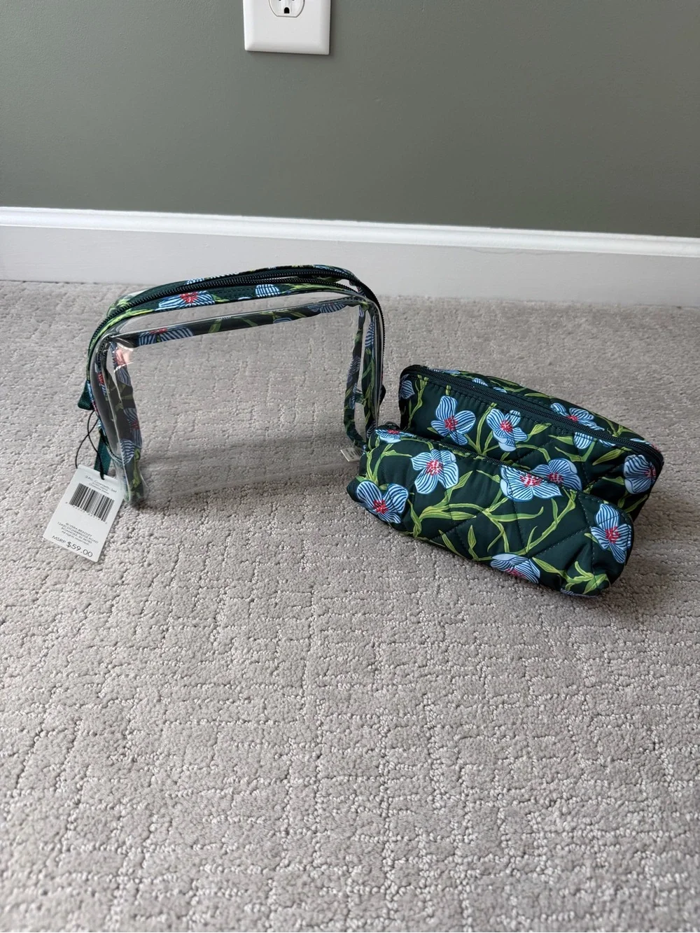 New Vera Bradley 3 pc Cosmetic Set w Strap in Charlotte Stems